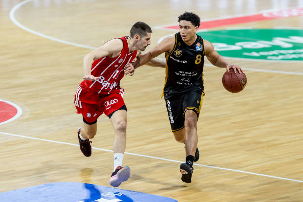 状态下滑的 状态下滑的