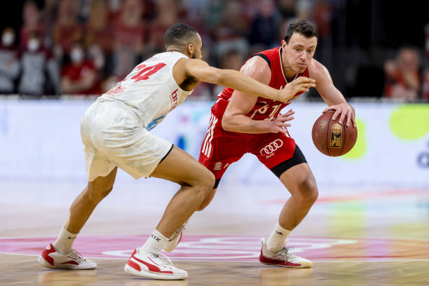 你需要我帮 你需要我帮